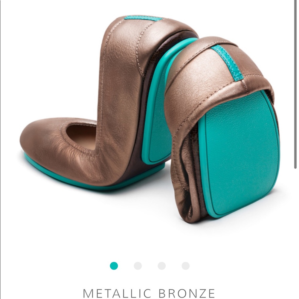 Brand new Tieks